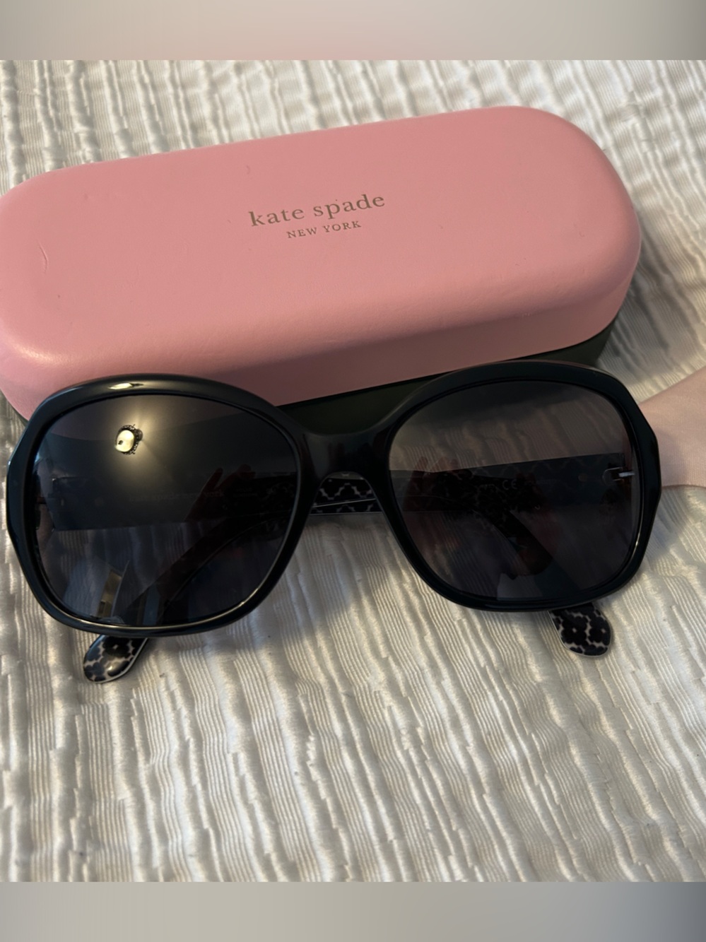 kate spade Black Sunglasses with Pink Case